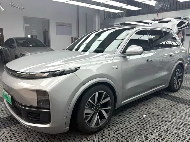 Li Auto Li L8 2024 Pro