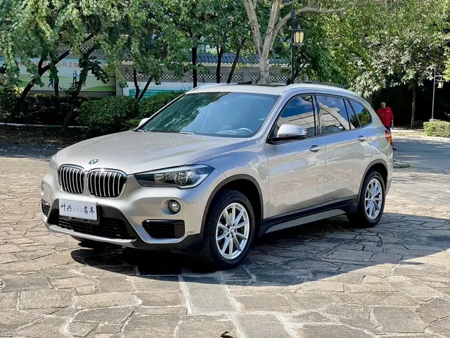 BMW X1 2019 sDrive18Li Fashion Model