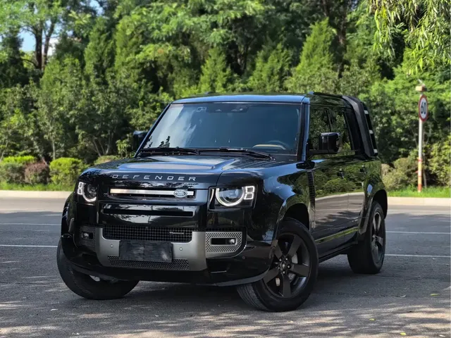 Land Rover Defender 2024 110 3.0T P400 X-DYNAMIC HSE