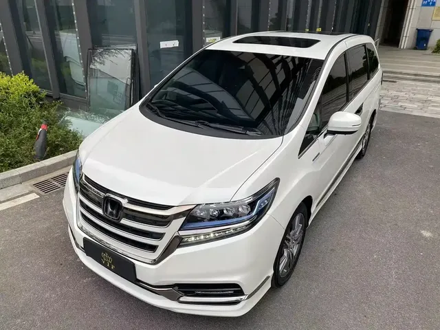 Honda Elysion 2019 2.0L Hybrid Luxury Edition