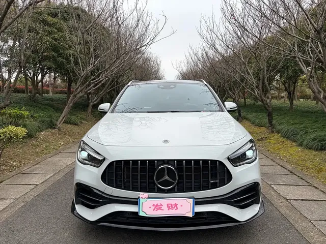 Mercedes-Benz GLA AMG 2021 AMG GLA 45 4MATIC+