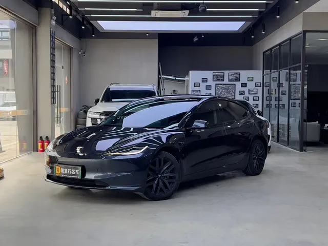 Tesla Model 3 2023 Long Range All-Wheel Drive