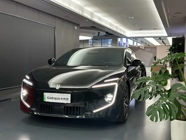 Avatr 12 2024 700 Triple Laser RWD Luxury Enjoyment Edition