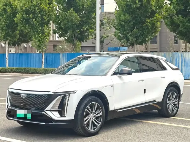 Cadillac IQ Rui Ge 2022 RWD Long Range Luxury Edition
