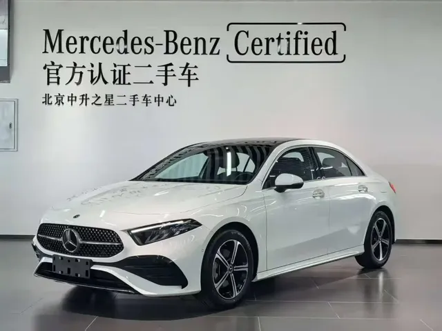 Mercedes-Benz A-Class 2024 A 200 L Fashion Edition