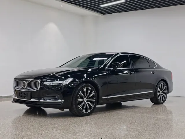 Volvo S90 2021 B5 Elegance Luxury Edition