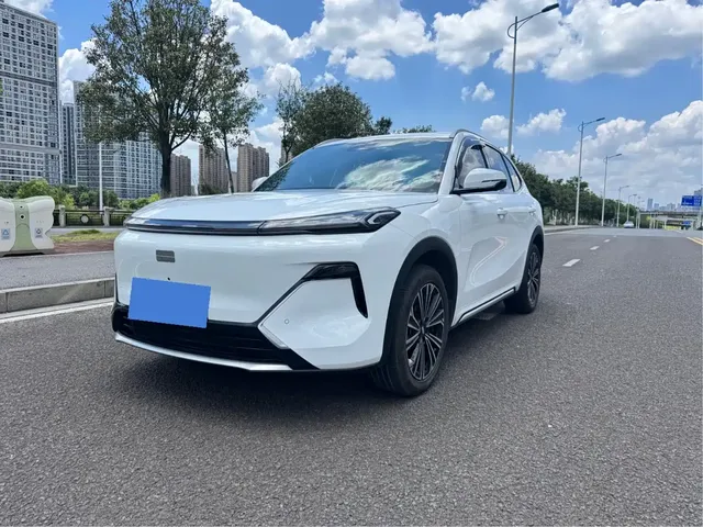 Geely Galaxy Starship 7 EM-i 2025 120km Navigation Edition