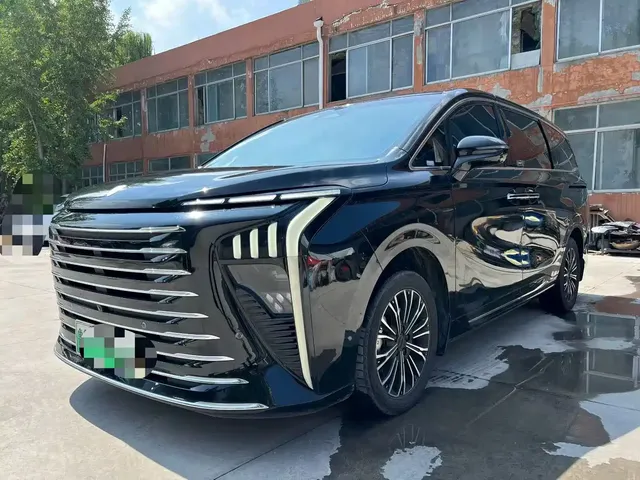 Dongfeng Fengxing Starlight V9 2024 1.5TD 200km Cloud Ladder Series Premium