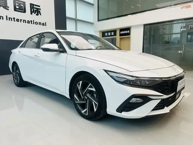 Hyundai Elantra 2023 1.5L CVT GLX Elite Edition