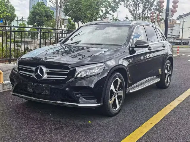 Mercedes-Benz GLC 2018 Facelift GLC 260 4MATIC Luxury