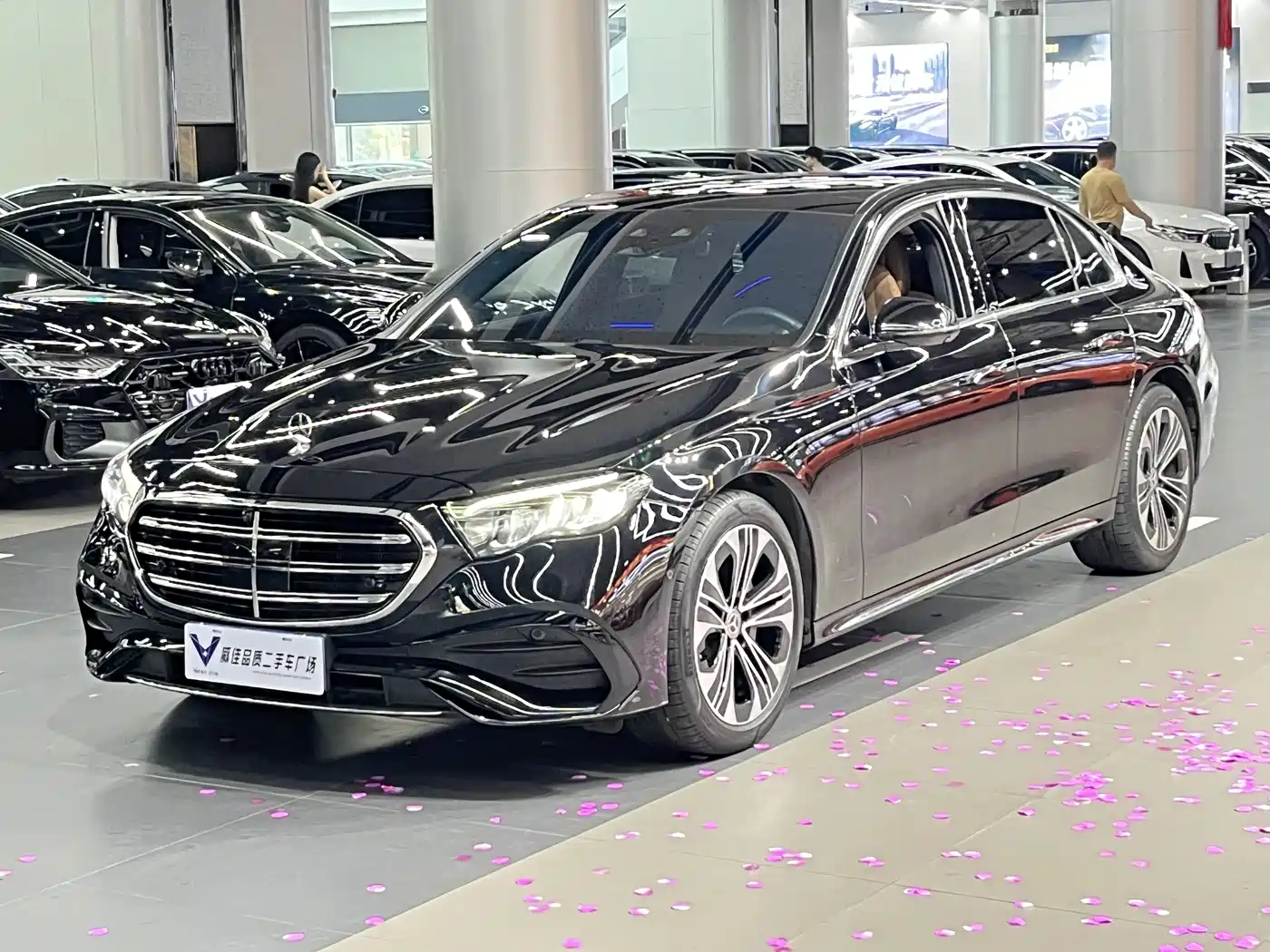 Mercedes-Benz E-Class 2024 E 300 L Fashion Sport