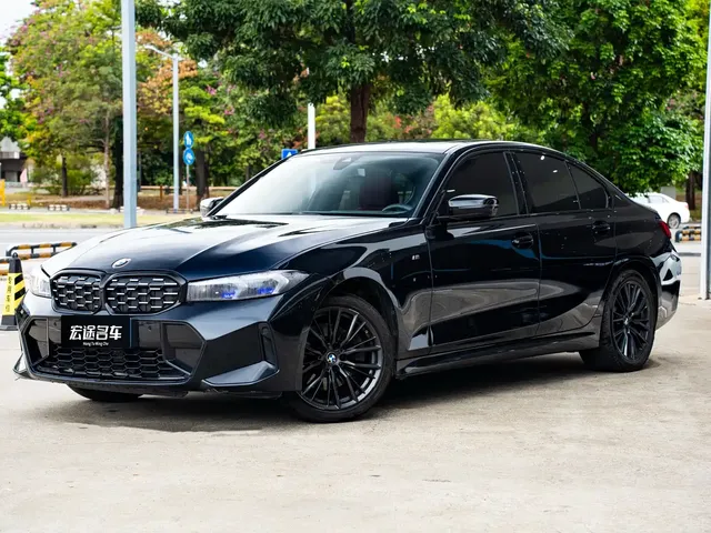 BMW 3 Series 2024 330i M Sport Shadowline Package