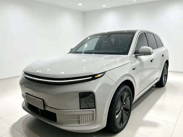 Li Auto L6 2024 Pro