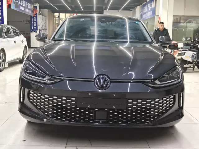 Volkswagen Lamando 2023 Lamando L 280TSI DSG Glamour Edition