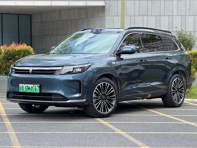 AITO Wenjie AITO M7 2024 1.5T Smart Drive 4WD Ultra 5-seater