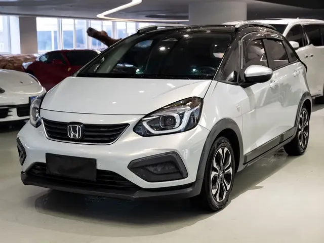 Honda Fit 2021 Model 1.5L CVT Trend Cross Max