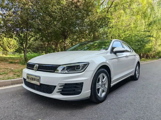 Volkswagen Lamando 2018 230TSI DSG Trend Edition