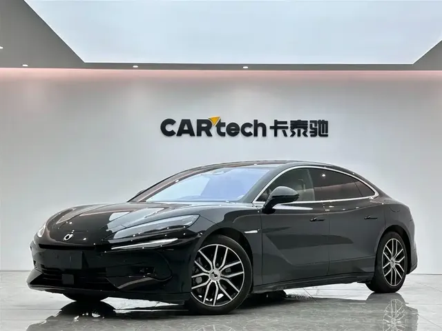 Denza Z9 2024 Model 1100km AWD Max Edition
