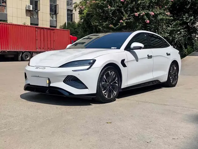 BYD Seal 2022 550km Standard Range RWD Elite