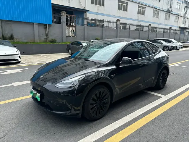 Tesla Model Y 2022 Facelift Rear-Wheel Drive Version