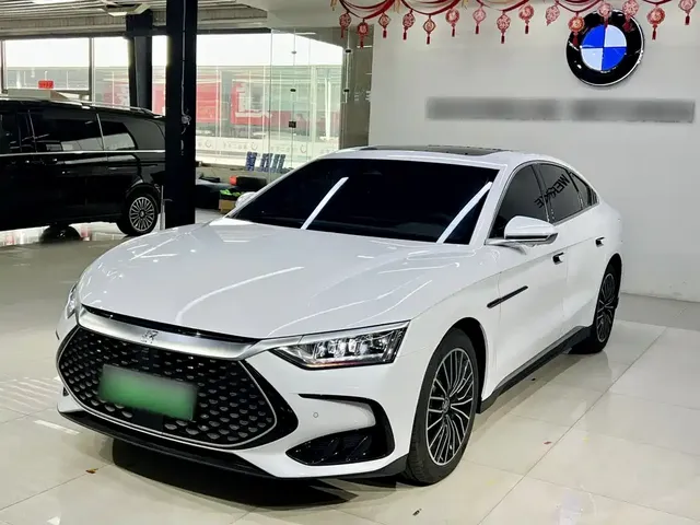 BYD Han 2023 DM-i Champion Edition 121KM Premium