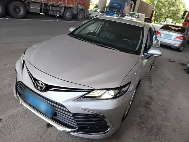 Toyota Camry 2023 2.0G Luxury Edition