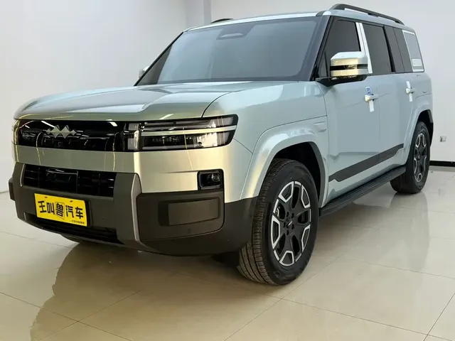 Fang Cheng Bao Titanium 7 2025 190KM All-Wheel Drive Max Edition