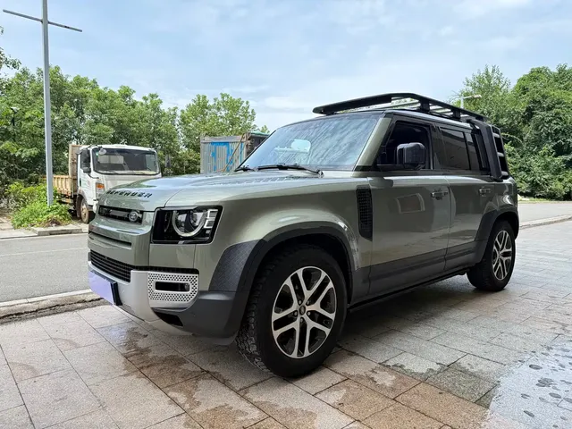 Land Rover Defender 2023 Facelift 110 3.0T P400 Dark Special Edition