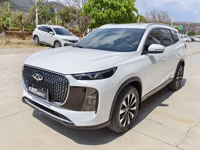 Chery Tiggo 8 PLUS 2025 290TGDI DCT Luxury 5-seater