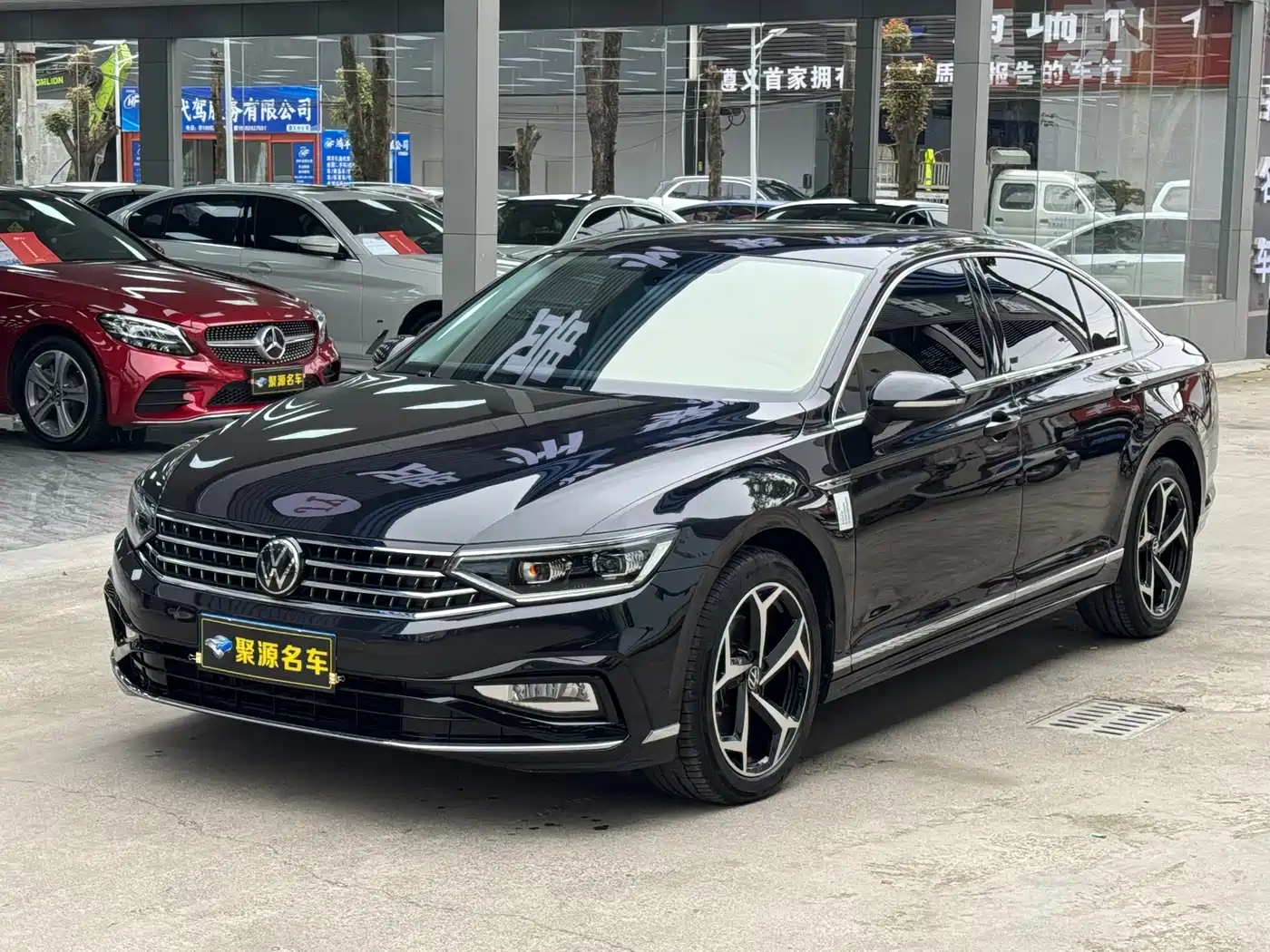 Volkswagen Magotan 2024 2 Million Units Public Sharing Edition 330TSI DSG Luxury