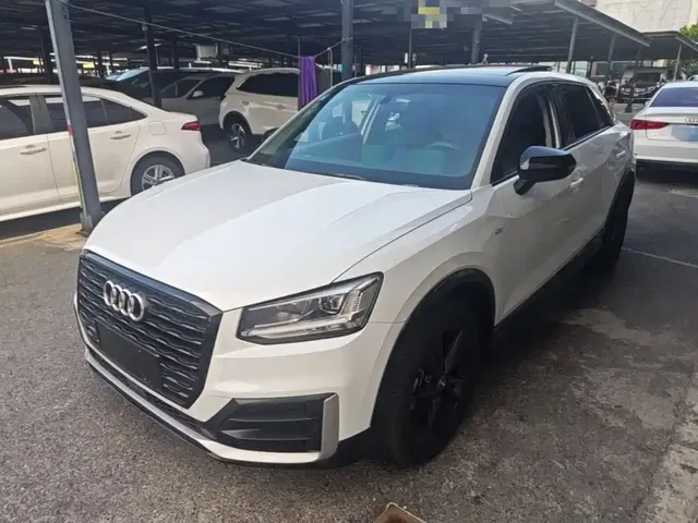 Audi Q2L 2020 35 TFSI Progressive Dynamic Model