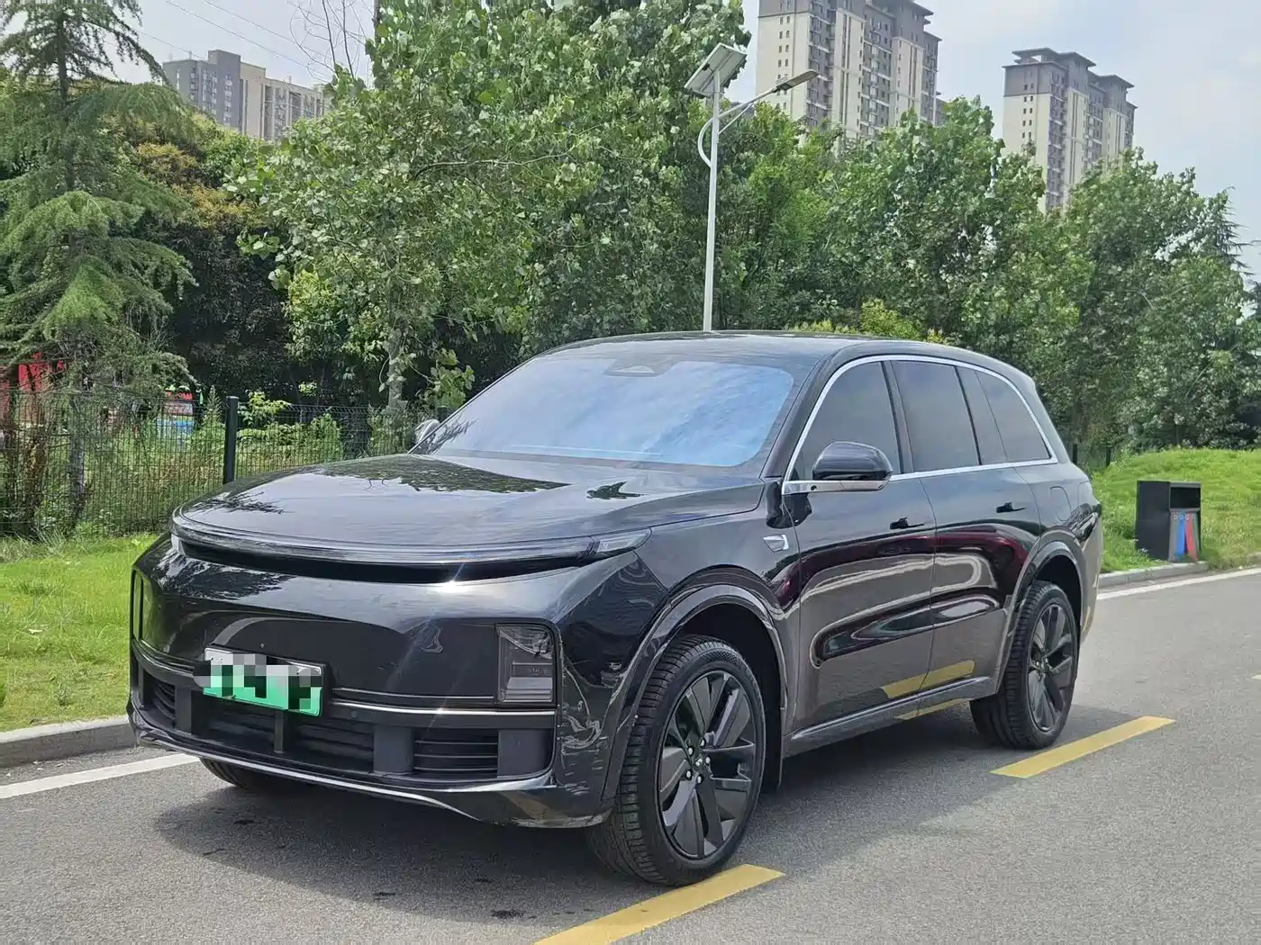 Li Auto Li L8 2023 Pro