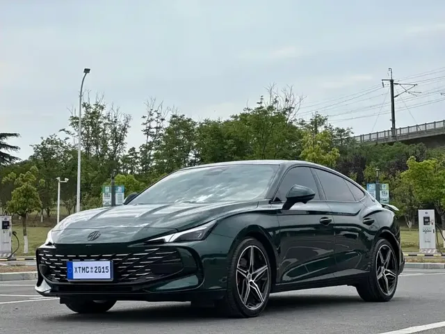MG 7 2023 1.5T DCT Ultimate Comfort Edition