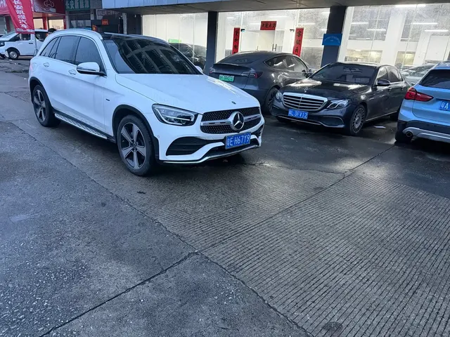 Mercedes-Benz GLC 2022 GLC 300 L 4MATIC Dynamic Collector's Edition