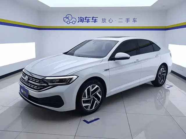 Volkswagen Sagitar 2024 300TSI DSG Flying Edition