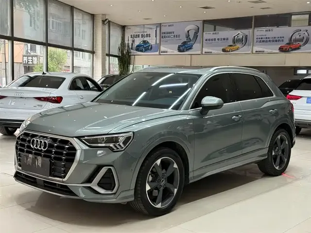 Audi Q3 2022 35 TFSI Fashion Dynamic