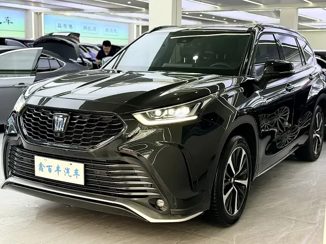 Toyota Crown Kluger 2023 2.5L HEV AWD Premium Edition