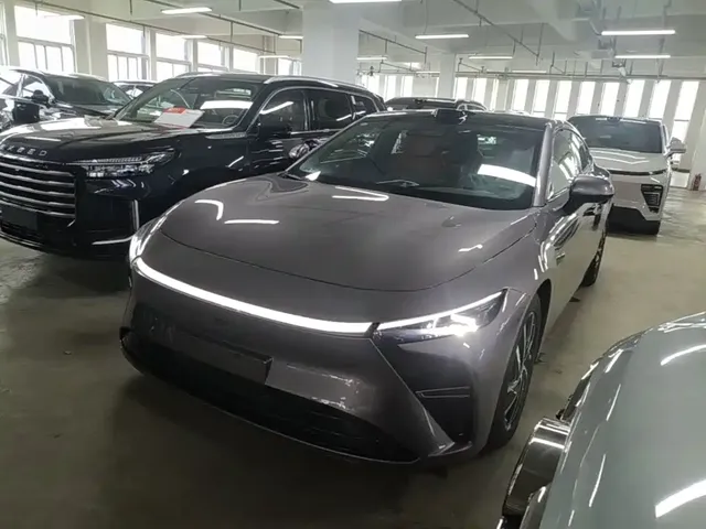 Exeed Exlantix ES 2025 Range Extender Max Urban Assist