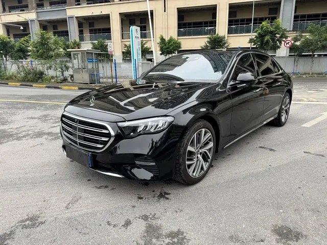 Mercedes-Benz E-Class 2024 E 300 L Fashion