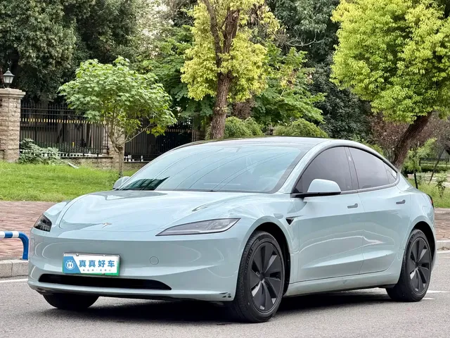 Tesla Model 3 2023 Rear-Wheel Drive