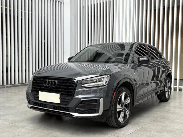 Audi Q2L 2018 35 TFSI Launch Exclusive Edition China VI
