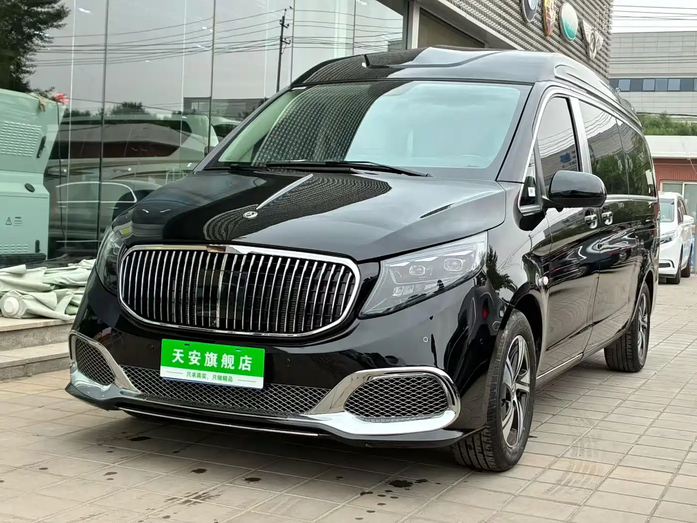 Rhein Auto Rhein Traveler 2024 2.0T Vito Fashion Edition