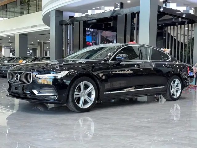 Volvo S90 2019 T5 Momentum