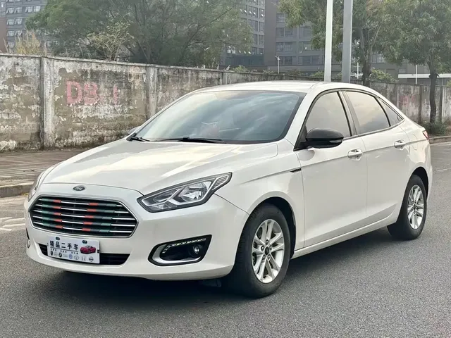 Ford Escort 2019 Facelift 1.5L Auto Premium Edition China VI