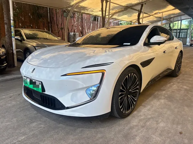 Avatr 12 2024 700 Triple Laser RWD Luxury Enjoyment Edition