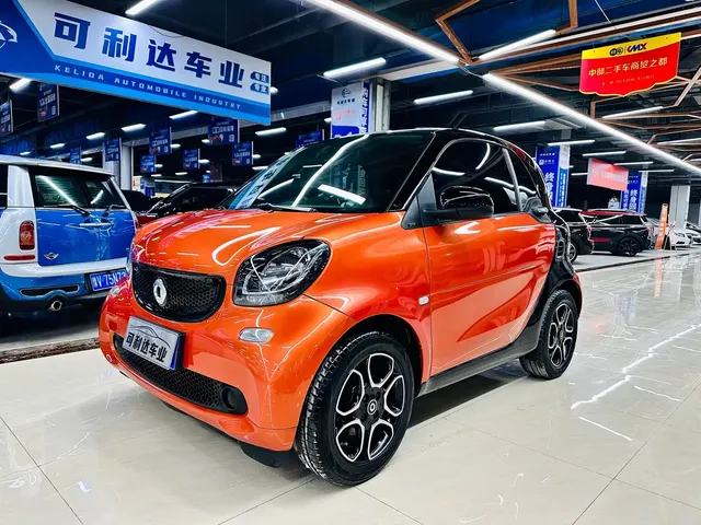 smart fortwo 2018 0.9T 66kW Hardtop Pioneer Edition China V