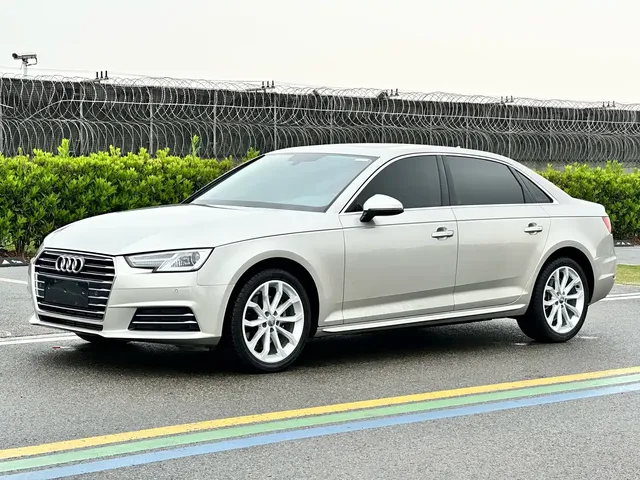 Audi A4L 2018 30th Anniversary 40 TFSI Progressive