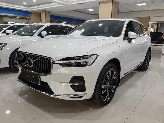 Volvo XC60 Plug-in Hybrid 2022 T8 PHEV AWD Inscription Luxury