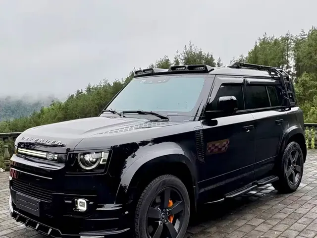 Land Rover Defender 2025 110 3.0T P400 -Dynamic HSE