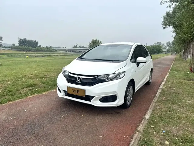 Honda Fit 2018 1.5L CVT Comfort Edition